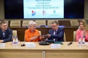 INK-Capital signed trilateral agreement for bone marrow donorship promotion